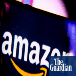 La comercialización por parte de Amazon de este atuendo navideño para bebés carente de gusto genera motivos de preocupación.