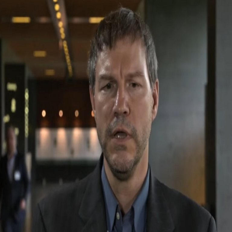 Bitcoin no podrá soportar la totalidad de los asaltos gubernamentales: Nick Szabo