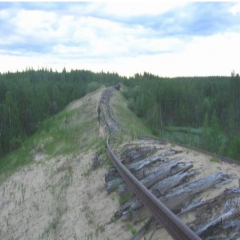 La lente de hielo bajo los rieles: ¿enemigo insidioso o aliado inesperado?