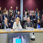 La Unión Europea sugiere relajar las normativas sobre inteligencia artificial y protección de la privacidad.