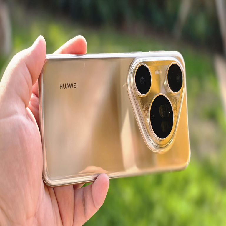 El Huawei Pura 80 Ultra recibe una actualización en Chile que incorpora soporte para mensajería satelital de Entel y Starlink. El Huawei Pura 80 Ultra recibe una actualización en Chile que incorpora soporte para mensajería satelital de Entel y Starlink.