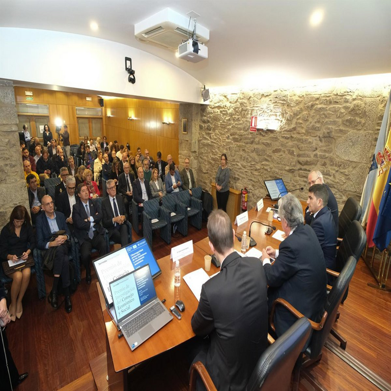 El presidente del CES exhorta a Galicia a componer el rompecabezas de la inteligencia artificial para capitalizar la oportunidad.