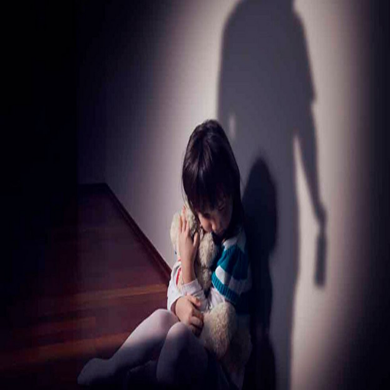 La Unión Europea aprueba una nueva normativa para combatir el abuso sexual infantil en entornos en línea.