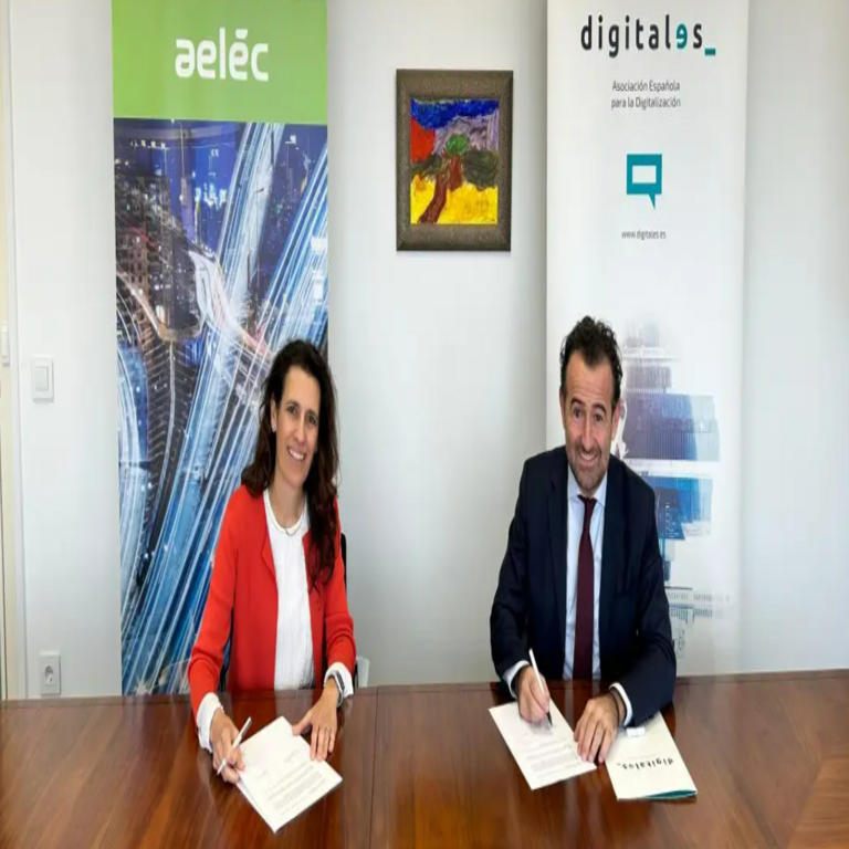 España: Convenio para la coordinación de la formación en seguridad laboral entre los sectores eléctrico y de telecomunicaciones.