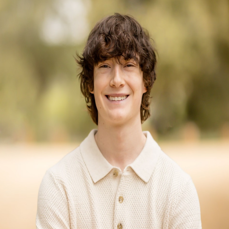 Después de varios meses de silencio, OpenAI se pronuncia sobre la implicación de ChatGPT en el suicidio de un adolescente.