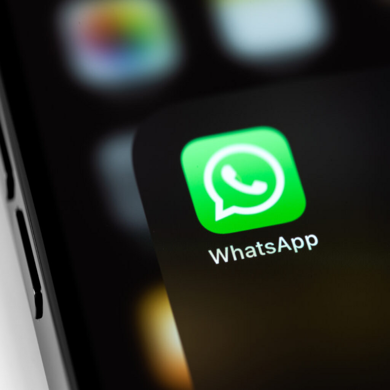 El CADE examina a Meta por el bloqueo de inteligencia artificial de terceros en WhatsApp. El CADE examina a Meta por el bloqueo de inteligencia artificial de terceros en WhatsApp.