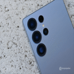 El Galaxy S27 Ultra podría continuar utilizando el sensor ISOCELL que ha empleado desde el S23 Ultra.