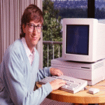 En 1984, Bill Gates afirmó que el Macintosh representaba el futuro de la informática, aunque Apple no anticipó que Microsoft se convertiría en su principal adversario.