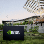 La inversión de Nvidia por 2.000 millones de dólares en Synopsys cuestiona la independencia del estándar abierto de interconexión para IA.