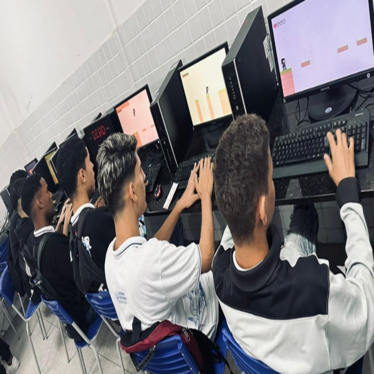 Brasil: Los Ministerios de Comunicaciones, de Educación y el BNDES invierten 53 millones de reales para llevar internet a 1.200 escuelas en las regiones Norte y Nordeste.