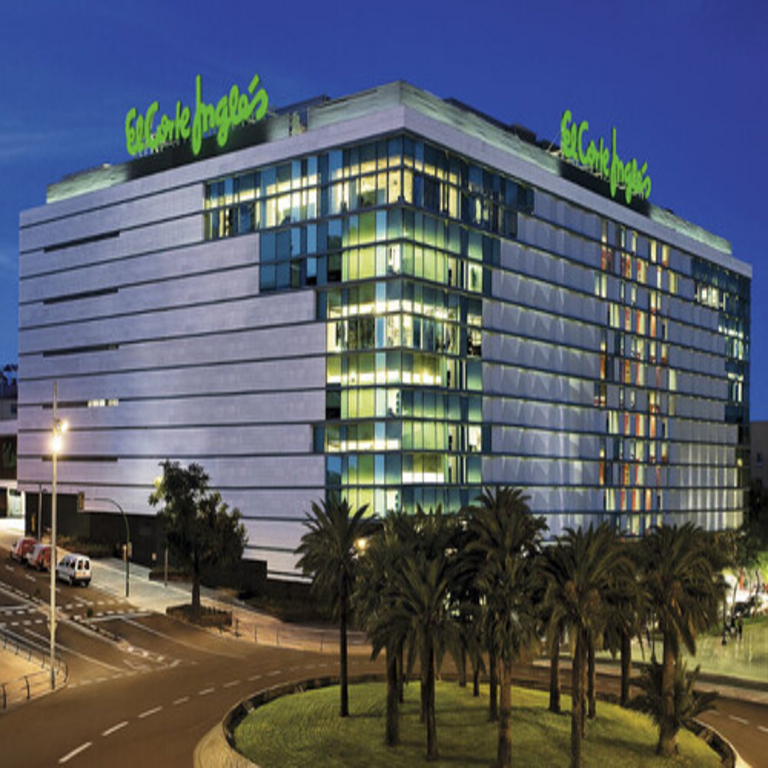 Cinco promociones destacadas de El Corte Inglés en tecnología y entretenimiento dentro de su campaña navideña, vigentes el 6 de diciembre.