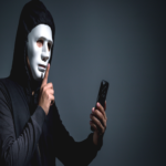 Investigadores desconectan miles de números telefónicos de presuntos estafadores. Investigadores desconectan miles de números telefónicos de presuntos estafadores.