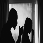 Violencia de género en plataformas sociales: especialistas advierten sobre el incremento de acoso y amenazas en el ámbito digital, y proponen estrategias para combatir este fenómeno. Violencia de género en plataformas sociales: especialistas advierten sobre el incremento de acoso y amenazas en el ámbito digital, y proponen estrategias para combatir este fenómeno.