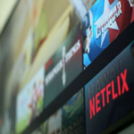 Netflix descontinúa la función de transmisión de contenido desde dispositivos móviles a televisores. Netflix descontinúa la función de transmisión de contenido desde dispositivos móviles a televisores.