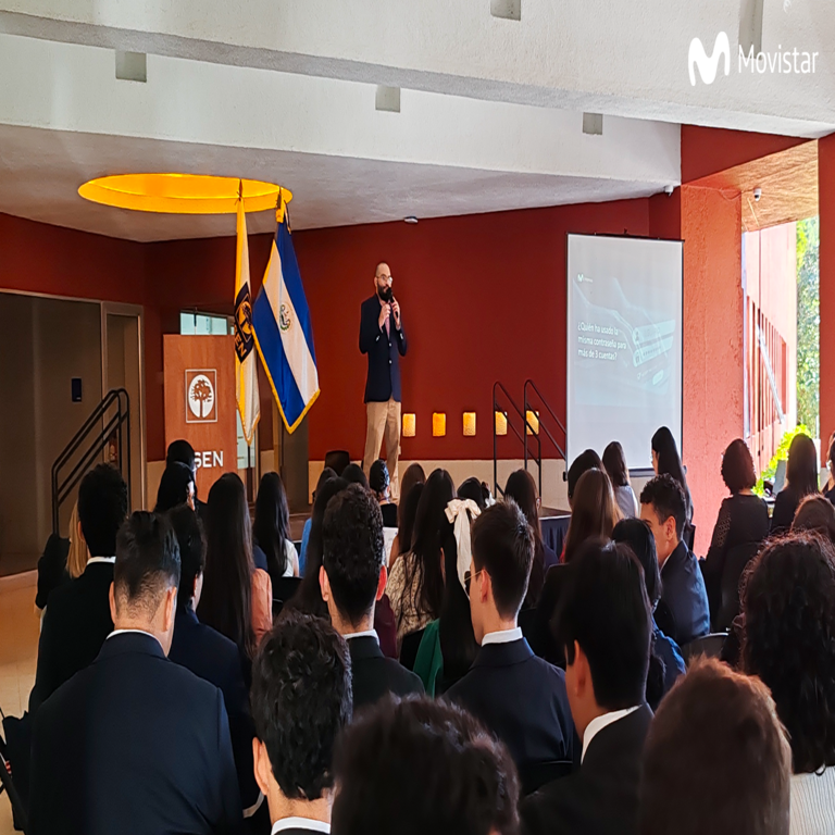 Movistar Empresas reafirma su compromiso con el liderazgo juvenil y la ciberseguridad en el foro ESEN 2025. Movistar Empresas reafirma su compromiso con el liderazgo juvenil y la ciberseguridad en el foro ESEN 2025.