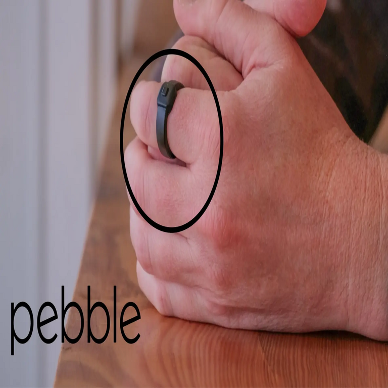 Pebble redefine el concepto de anillo: opera como una memoria externa para el cerebro y no requiere servicios en la nube Pebble redefine el concepto de anillo: opera como una memoria externa para el cerebro y no requiere servicios en la nube