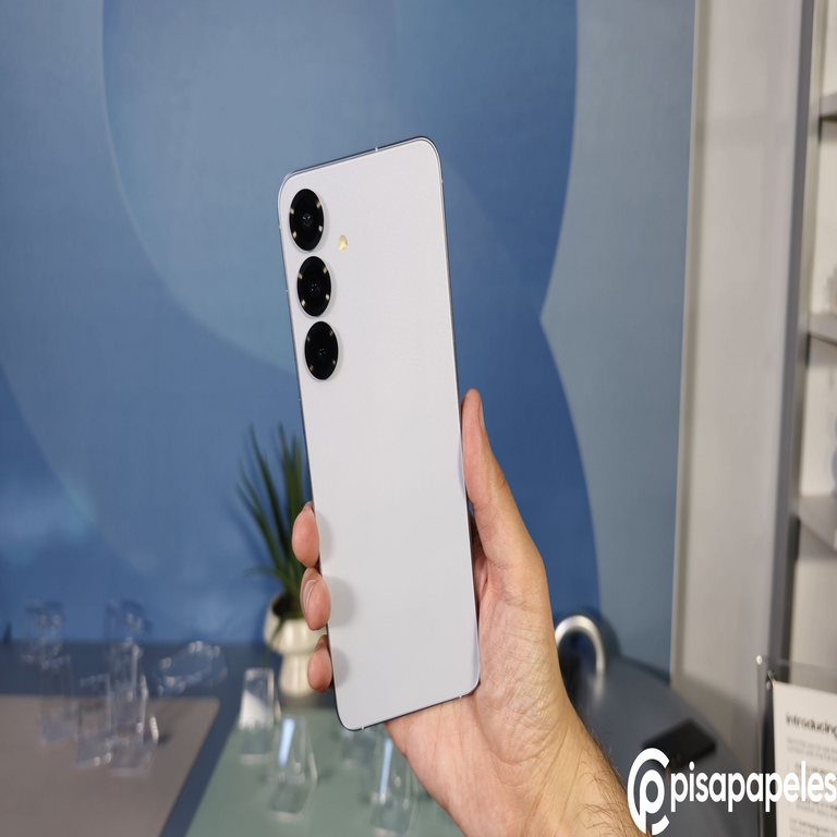 El Samsung Galaxy S26 Ultra se registró en la FCC, validando su configuración de hardware y el procesador Snapdragon 8 Elite Gen 5.