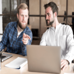 Esta música perdurará por siempre: microservicios versus monolito, camelCase frente a snake_case y otros debates imperecederos en TI. Esta música perdurará por siempre: microservicios versus monolito, camelCase frente a snake_case y otros debates imperecederos en TI.