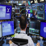 XRP y Solana se incorporan a los futuros spot del Chicago Mercantile Exchange. XRP y Solana se incorporan a los futuros spot del Chicago Mercantile Exchange.