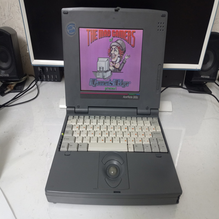 El primer modelo de Acer: el portátil compacto AcerNote 300C El primer modelo de Acer: el portátil compacto AcerNote 300C