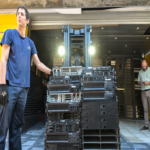 En Uruguay, la Universidad Tecnológica (UTEC) desarrollará laboratorios equipados con dispositivos reciclados por Antel Integra. En Uruguay, la Universidad Tecnológica (UTEC) desarrollará laboratorios equipados con dispositivos reciclados por Antel Integra.