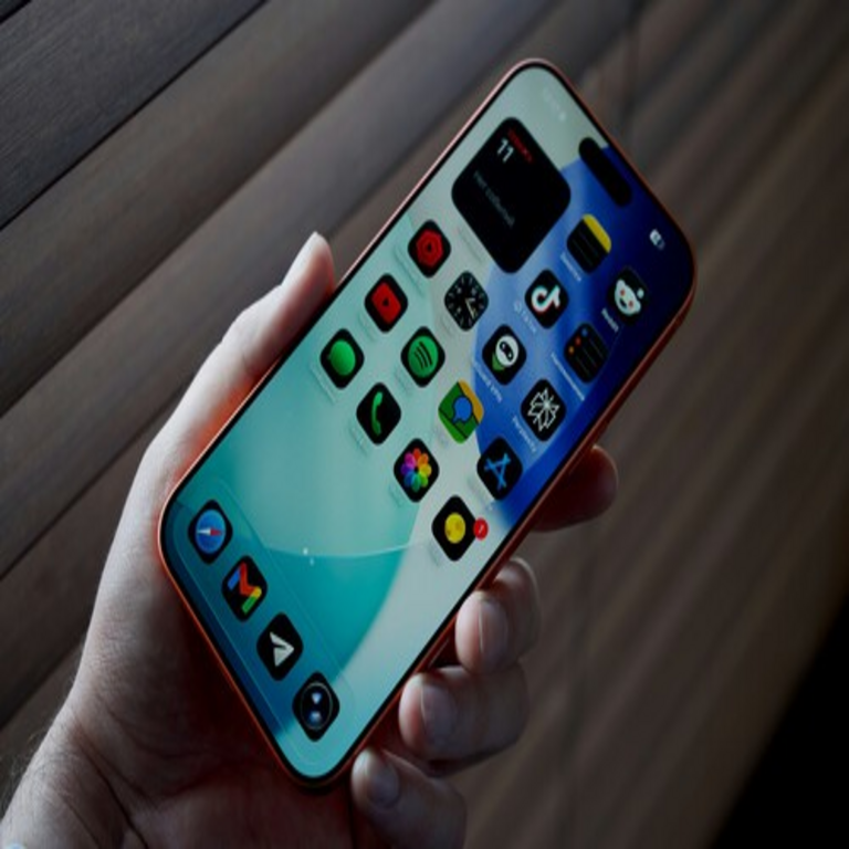 Apple ha posicionado la privacidad como su principal emblema. Una de sus características ha derivado en una sanción de 98 millones de euros en Europa.