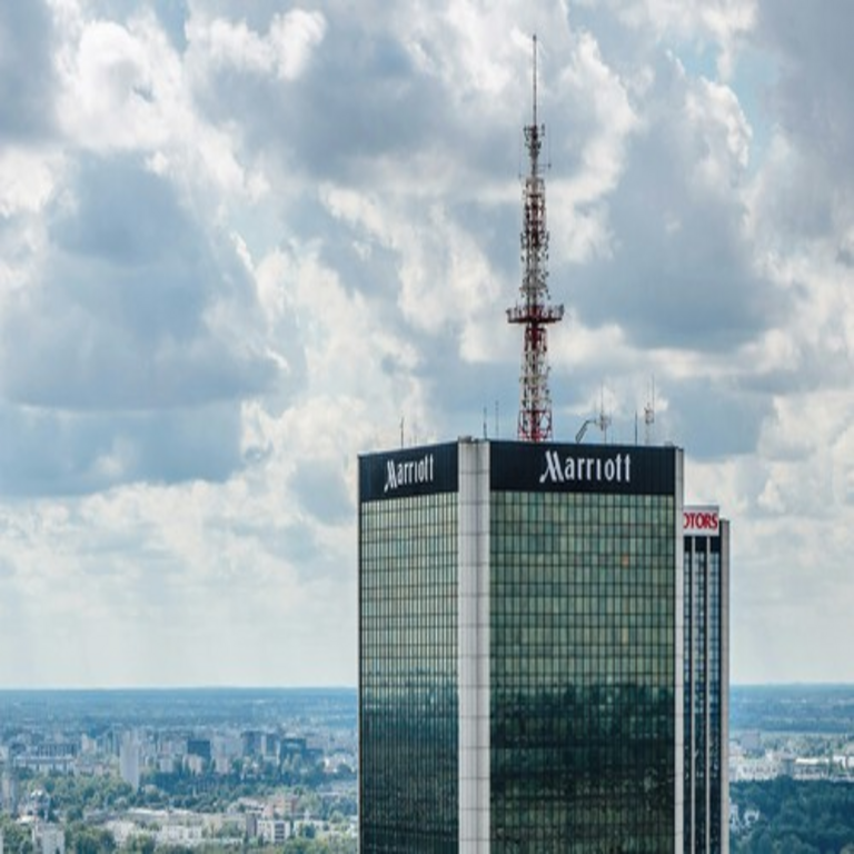 Las cadenas hoteleras intensifican sus programas de fidelización por una razón ajena al ámbito hotelero: la inteligencia artificial.