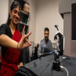 De qué manera una danza tradicional india impulsa un progreso innovador en prótesis manuales y robótica.