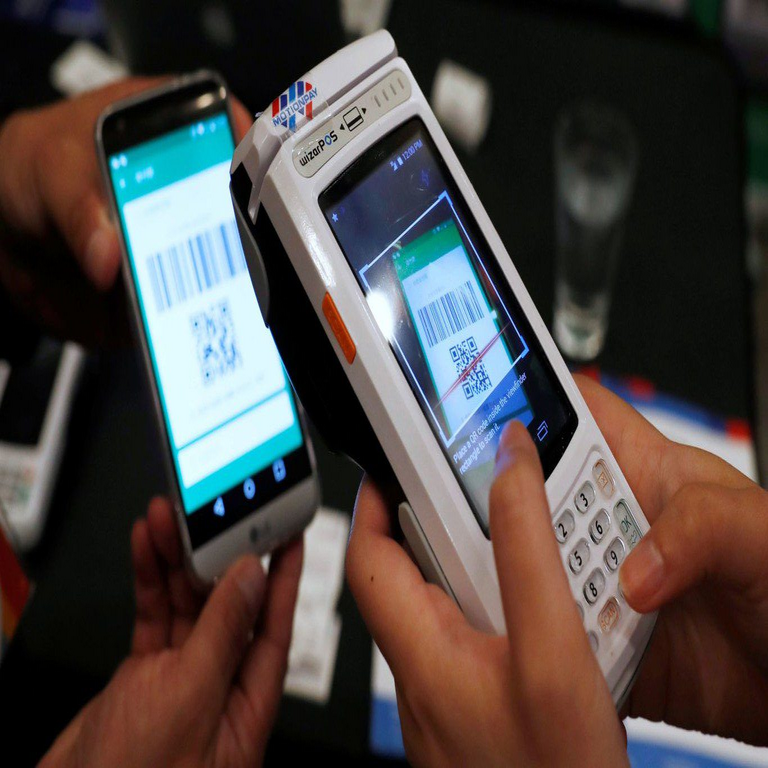 En México, el sistema CoDi no logra popularizarse entre la población: las transacciones registran una caída del 18%, según datos revelados por la CNBV.