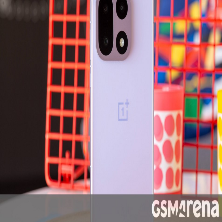 Se rumorea ahora que el OnePlus 16 Pro o 16 Ultra se encuentra en desarrollo y próximo a lanzarse.