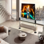 Se presenta en el CES 2026 el televisor Wallpaper más delgado del mercado, con un grosor de solo 9 milímetros y conectividad inalámbrica.