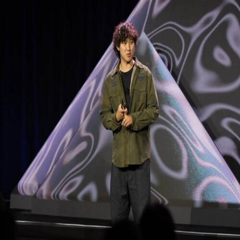 Alexandr Wang, director de Inteligencia Artificial en Meta, dirige un mensaje a los jóvenes: deberían dedicar todo su tiempo a practicar el vibe coding.