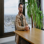 Inteligencia artificial general y superinteligencia hacia 2034: Daniel Kokotajlo advierte sobre el porvenir del empleo humano.