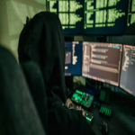 Ataques cibernéticos letales: Evaluación técnica del editor multimedia