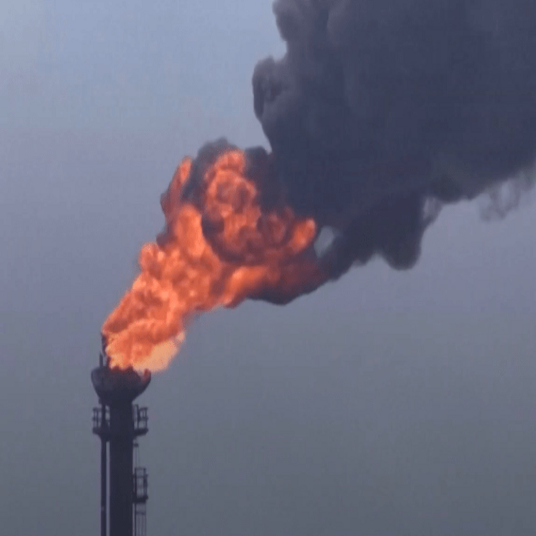 Un analista sugiere que Venezuela podría aprovechar el gas desperdiciado para la minería de Bitcoin.