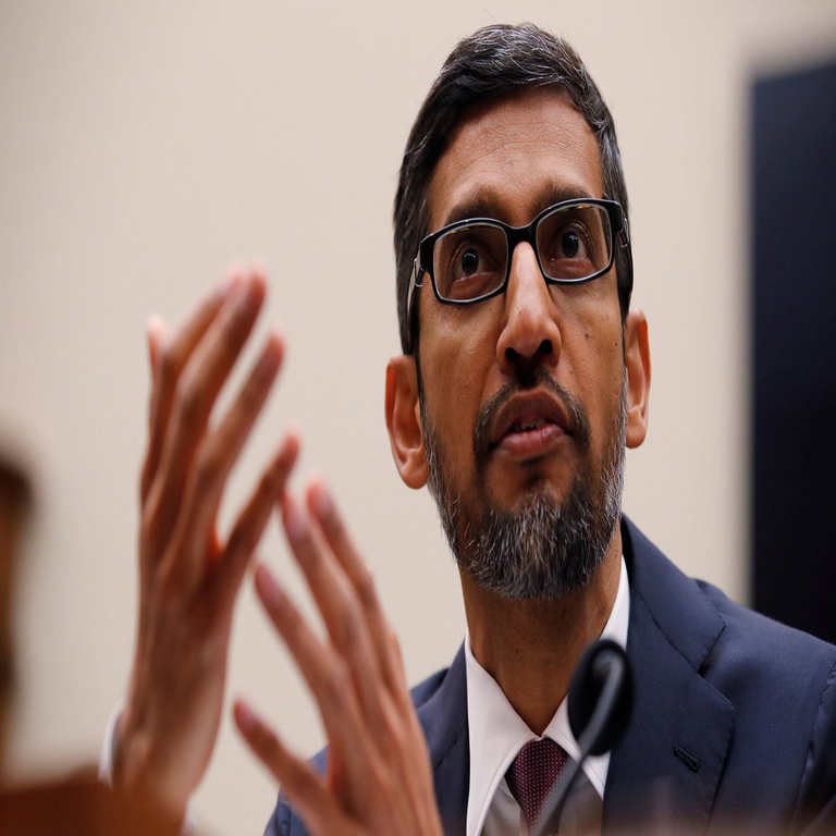 El director ejecutivo de Google brinda consejos a los empleados para potenciar su avance profesional.