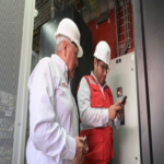 En Perú, el Ministerio de Transportes y Comunicaciones supervisa la conectividad digital y una obra vial en la región de Lambayeque.