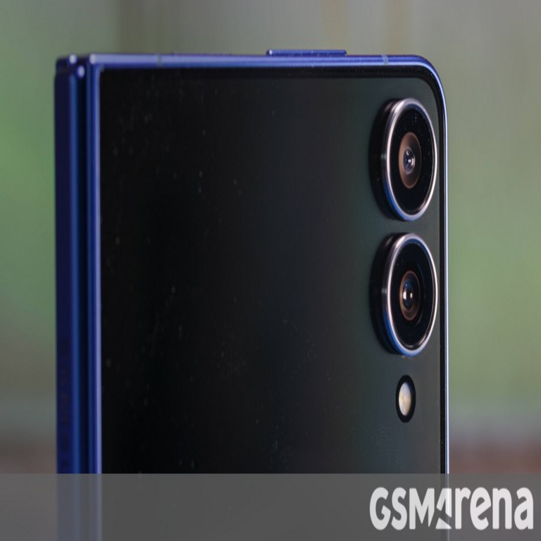 Las cámaras del Samsung Galaxy Z Flip 8 reciben detalles exhaustivos.