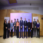 En España, Óscar López sostiene que la Comunidad de Madrid ha recibido 1.500 millones de euros del Ministerio de Inteligencia Artificial y Digitalización. En España, Óscar López sostiene que la Comunidad de Madrid ha recibido 1.500 millones de euros del Ministerio de Inteligencia Artificial y Digitalización.