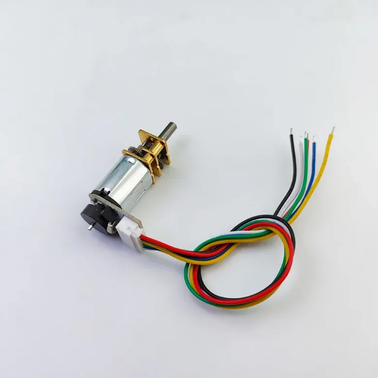 Determinación de la velocidad y la presencia de rotación en micromotores.