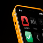 Tu teléfono en la mira: cómo identificar una aplicación maliciosa frente a una segura.