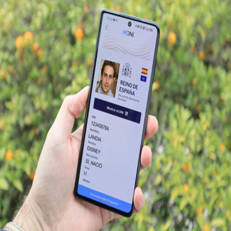 La incorporación del DNI en el dispositivo móvil es un procedimiento sencillo que puede realizarse aprovechando la próxima visita a la comisaría.