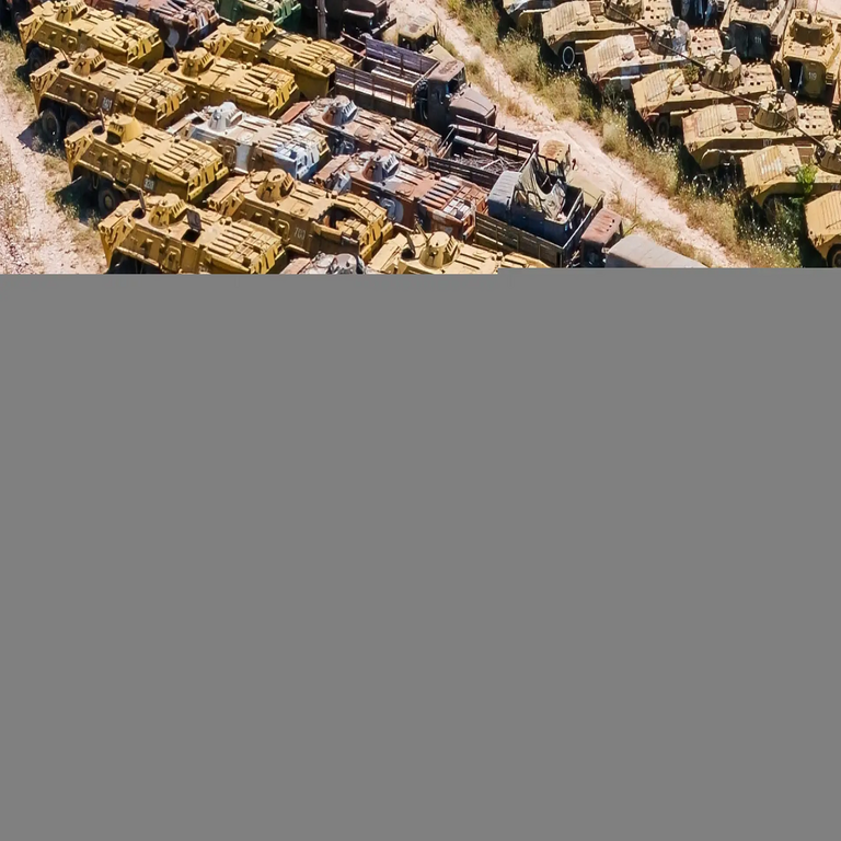 Ucrania desarma meticulosamente un tanque ruso componente por componente, revelando hallazgos sorprendentes de gran magnitud.