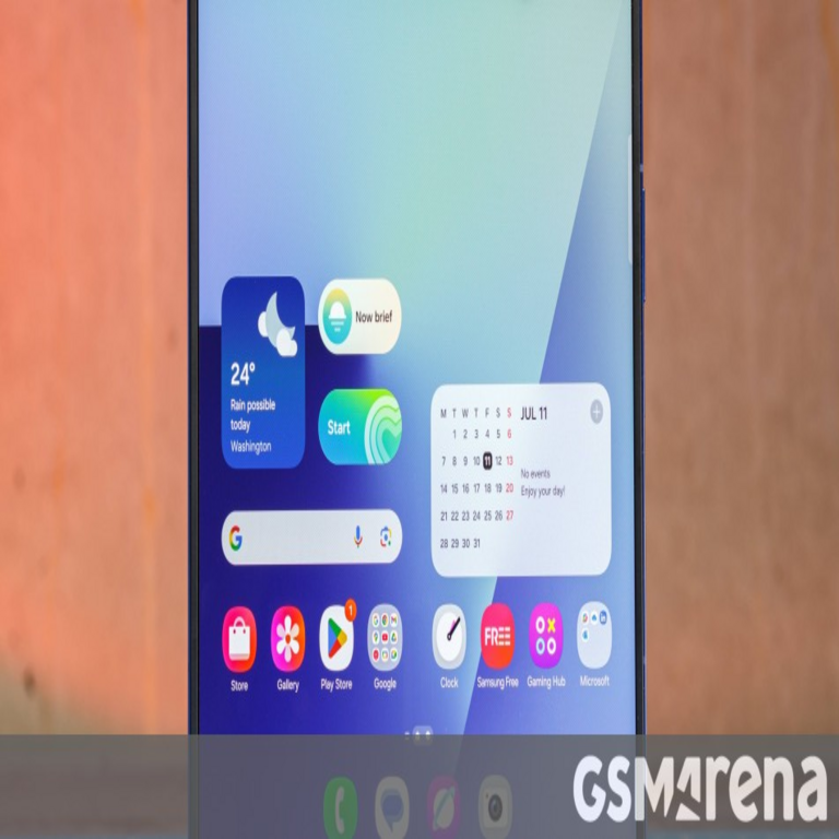 El Samsung Galaxy Z Fold8 incorporará una marca de plegado en la pantalla más reducida.