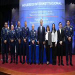 En República Dominicana, Indotel y la FARD suscriben convenio para fortalecer la infraestructura tecnológica en la Base Aérea de San Isidro.