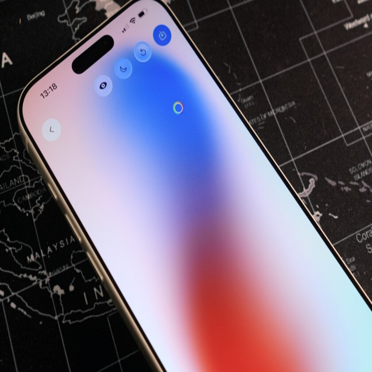 Agotado de buscar fondos de pantalla, opté por crearlos de manera personalizada. Esta aplicación gratuita logra que resulten visualmente similares a diseños de Apple.
