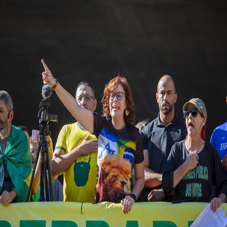 La justicia italiana pospone la resolución sobre la extradición a Brasil de la política afín a Bolsonaro, Carla Zambelli.