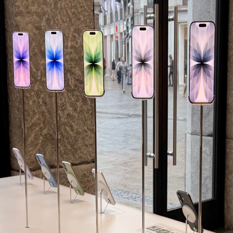 Se ha filtrado la posible fecha de lanzamiento del iPhone Air para finales de este año, lo que inicialmente parece una noticia alentadora, aunque un análisis detallado del rumor revela matices significativos.