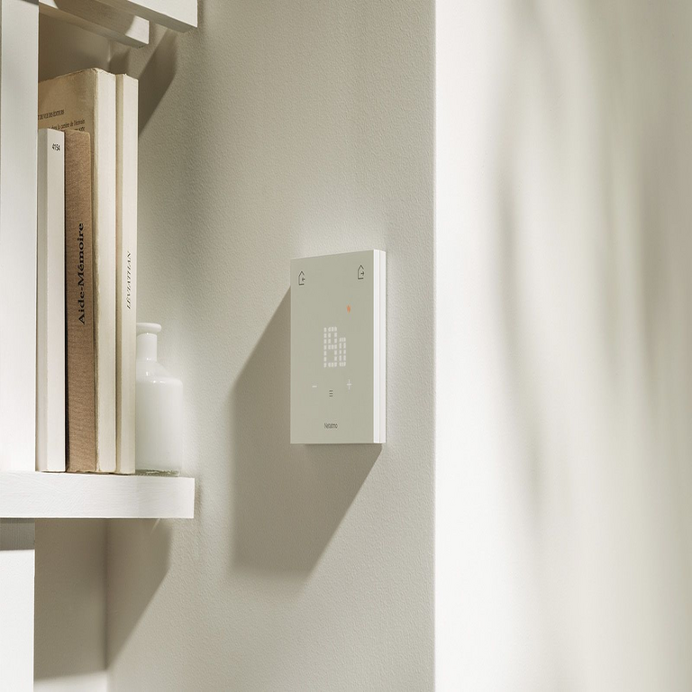 Netatmo presenta actualizaciones: su termostato y válvulas innovadoras con soporte para Matter, optimizando la inteligencia del hogar.