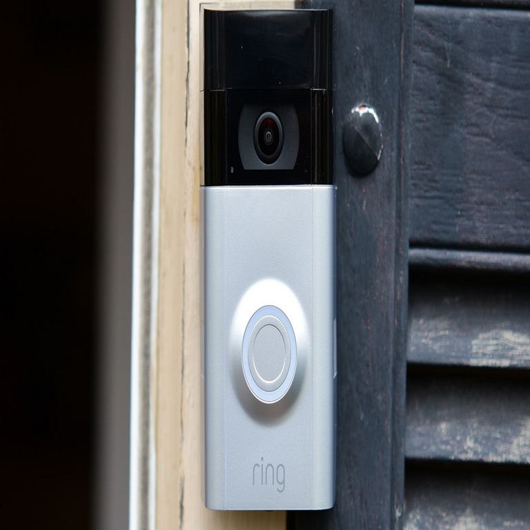 Ring ahora permite la verificación de videos, ¿podría esto ayudar a combatir videos falsos generados por IA?